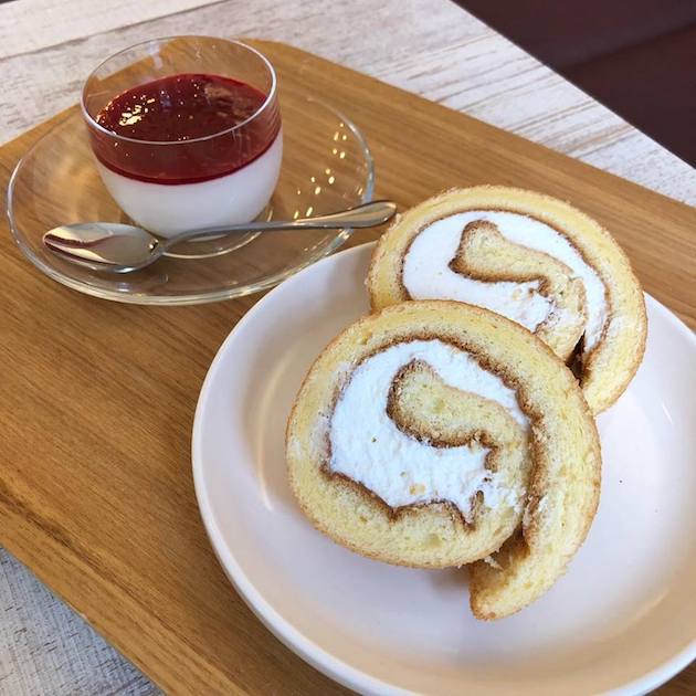 ロールケーキとパンナコッタ